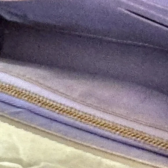 Louis Vuitton Rossmore Amante Light Lavender Patent Leather Clutch Gold Hardware - Picture 9 of 12